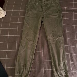 Stretchy American eagle joggers.